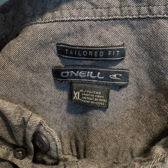 O’Neill Tailored Fit Button Down Shirt - Picture 3 of 4
